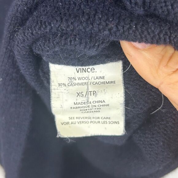 Vince black round hem wool cashmere blend sweater XS - Picture 3 of 5